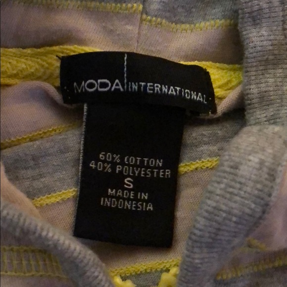 Moda International NWOT striped active jacket - Picture 4 of 4